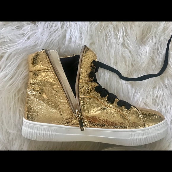 NINA GIRLS Gold Crackle High Tops With Black Star - Picture 3 of 3